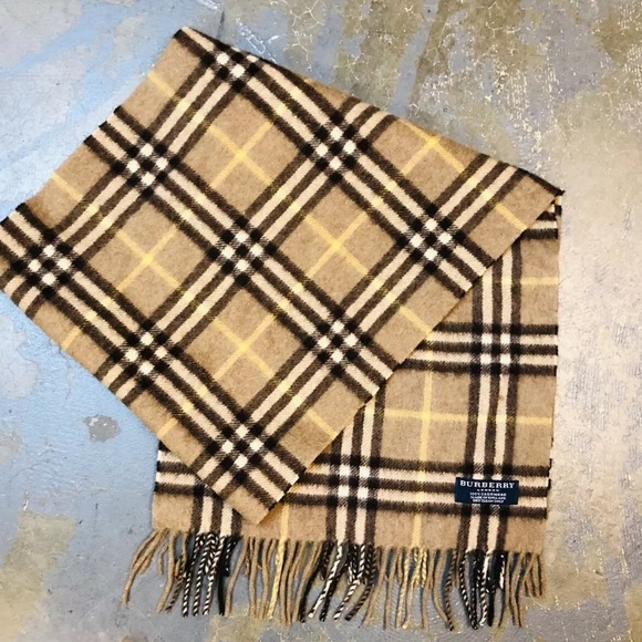 authwntic BURBERRY beige plaid CASHMERE scarf $490 - Picture 1 of 8